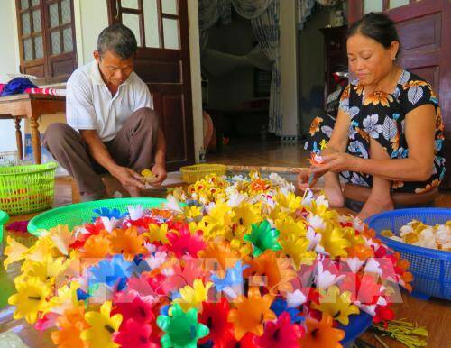 Làng hoa giấy Thanh Tiên: Tô điểm mùa Xuân xứ Huế