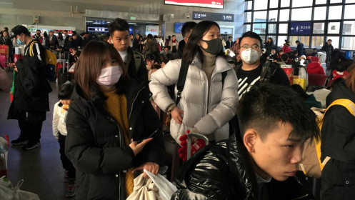 Chuyên gia Trung Quốc: vi rút corona có thể lây ở khoảng cách 2 m