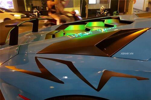 'Soi' Lamborghini Aventador SV giá hơn 30 tỷ tại Việt Nam