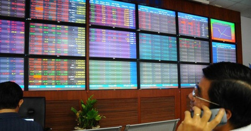Trong 3 ngày, chứng khoán Việt mất hơn 8 tỉ USD, khối ngoại bán ròng