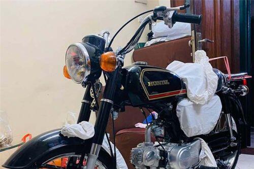 Honda CD50 Benly "thét giá" hơn 800 triệu đồng tại Hà Nội