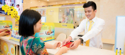 Ngân hàng lại tung chiêu hút tiết kiệm đầu năm