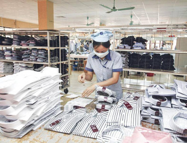 Ngành dệt may: Khó khăn bủa vây