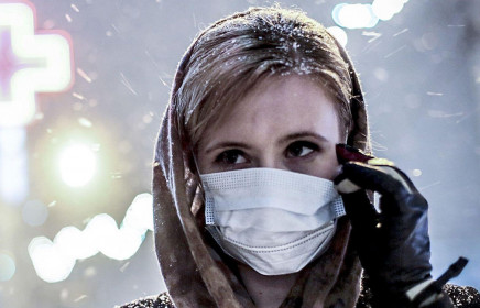 Trong cuộc chiến phòng chống dịch, Nga phát triển loại khẩu trang có thể tiêu diệt virus