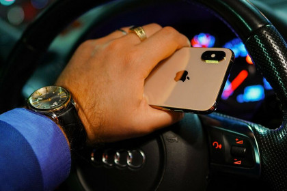 iOS mới biến iPhone thành chìa khoá ôtô
