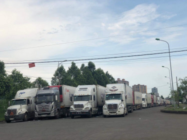 Trung Quốc lùi thời gian thông quan hàng biên giới đến cuối tháng 2.2020