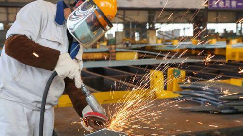 Kinh tế Mỹ tốt lành đẩy chứng khoán thế giới đi lên
