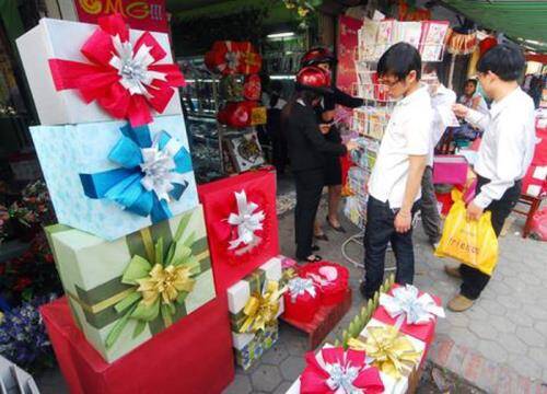 Thị trường quà tặng online lên ngôi dịp Valentine