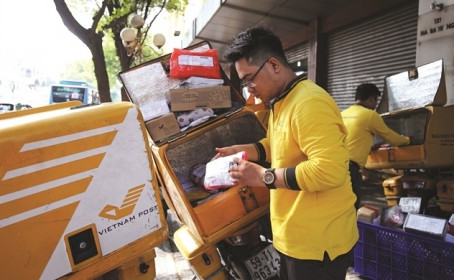 Cuộc chiến franchise của ngành chuyển phát