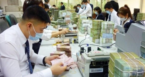 Chưa phải thời điểm giảm lãi suất, bơm tiền kích cầu