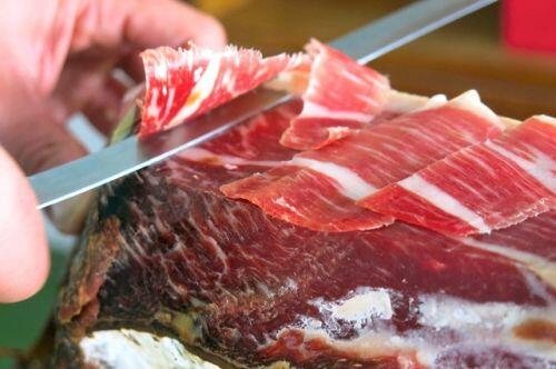 Đùi lợn đắt nhất thế giới: Hơn 100 triệu đồng/ chiếc