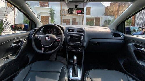 Volkswagen Polo Hatchback 2020 giá 695 triệu đồng có gì?