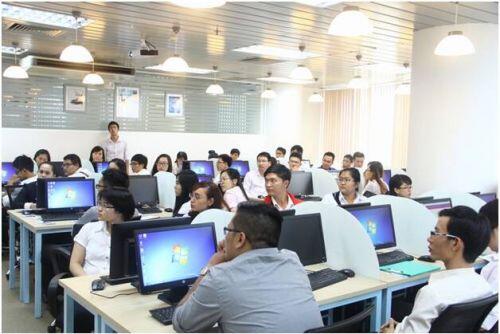 Thu nhập hàng trăm triệu đồng cho nhân sự có kinh nghiệm tại Việt Nam trong năm 2020
