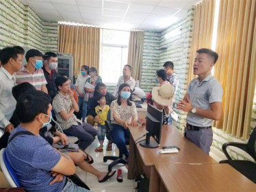Phó giám đốc Bình Dương City Land Hoàng Anh Vui bị cấm xuất cảnh