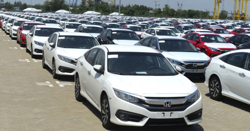 Xe nhập về nhỏ giọt, nguy cơ “sốt ảo” vì dịch covid-19