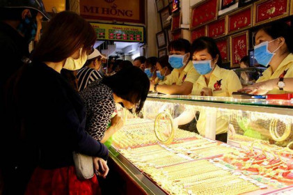 Giá vàng ngày 27/2: Giảm tuột khỏi mốc 47 triệu đồng