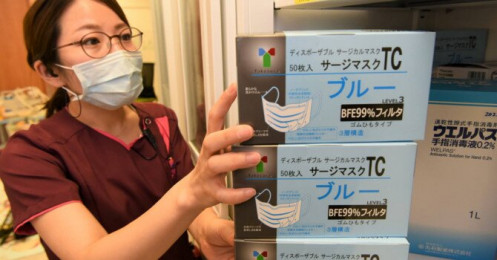 Nhật tuyên bố lập dự trữ khẩu trang quốc gia nếu cần thiết