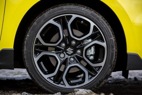 Suzuki Swift Sport 2020: Thêm hệ thống hybrid, giá gần 500 triệu đồng