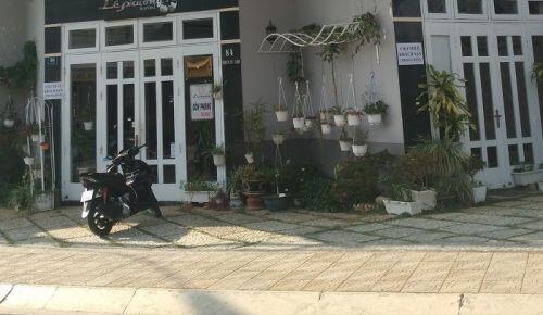 Thất nghiệp do Covid-19: Người cầm đồ sống qua ngày, người khởi nghiệp bán hàng online chờ tan đại dịch