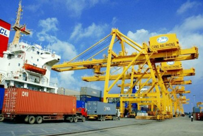 Nửa đầu tháng 3 vẫn xuất siêu 900 triệu USD