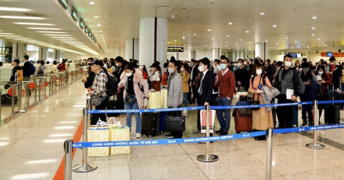 Hôm nay, gần 2.600 người Việt từ “tâm dịch” Covid-19 về Hà Nội