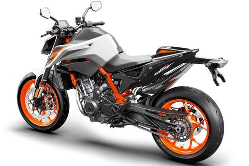 Top 10 naked bike đáng mua nhất năm 2020: Gọi tên Honda CB500F