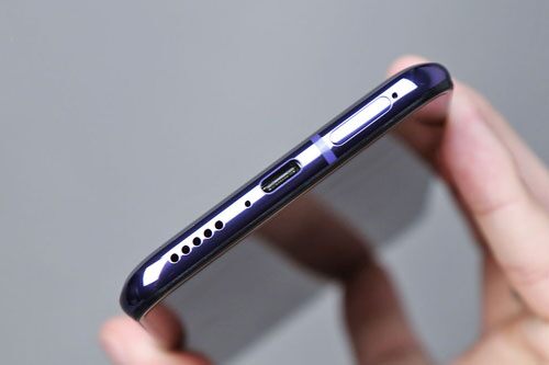 Smartphone chống nước, chip S865, RAM 8 GB, pin 4.700 mAh, quay video 8K, giá 12,59 triệu