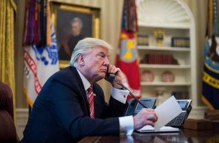Mỹ vượt Trung Quốc thành ‘ổ dịch’ lớn nhất thế giới, ông Trump sẽ điện đàm với ông Tập