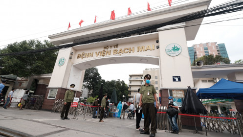 Bệnh nhân khám định kỳ tại Bệnh viện Bạch Mai phải quay lại tuyến ban đầu