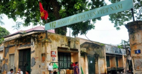 Yêu cầu thu hồi cổ phần đã bán tại Hãng phim truyện Việt Nam
