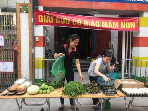 Dân chung cư nhộn nhịp mua bán online, ngồi nhà kiếm tiền triệu mỗi ngày