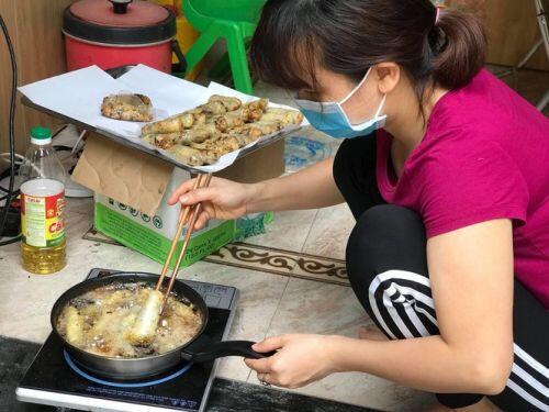 Dân chung cư nhộn nhịp mua bán online, ngồi nhà kiếm tiền triệu mỗi ngày