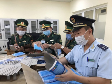 DN kêu khó xuất khẩu khẩu trang, Tổng cục Hải quan nói gì?