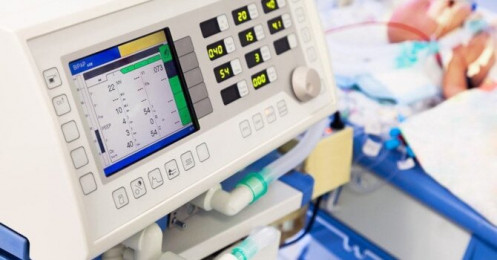 Sản xuất máy thở không phải là việc dễ với các hãng ô tô
