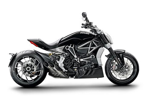 Top 10 xe cruiser tốt nhất năm 2020: Gọi tên Honda Rebel, Triumph Rocket 3 R