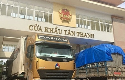 Thông quan 76.843 xe hàng, cửa khẩu biên giới khởi sắc trở lại