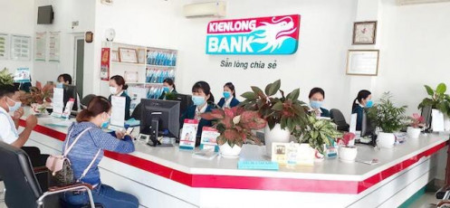 Thanh khoản ngân hàng ổn, giá USD tăng mạnh vì đâu?