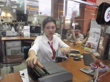Các tổ chức tín dụng đã cơ cấu lại thời hạn trả nợ cho trên 12 nghìn khách hàng
