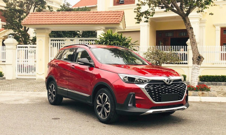 Cận cảnh BAIC X55 giá 528 triệu đồng
