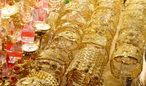 Giá vàng ngày 7.4: Tăng mạnh 400.000 đồng/ lượng