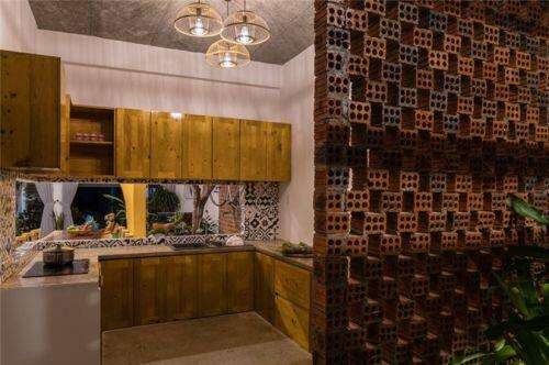 Nhà lát gạch đỏ lưu giữ ký ức về Hội An xưa