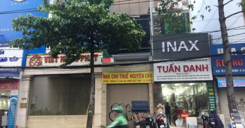 Giảm tiền mặt bằng cả trăm triệu đồng/tháng, người thuê vẫn “méo mặt”
