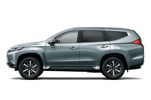 Mitsubishi Pajero Sport giảm giá sốc, cạnh tranh với Toyota Fortuner, Mazda CX-8
