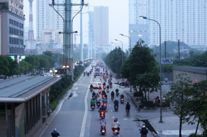 Nới giãn cách xã hội: Người dân không thể chủ quan