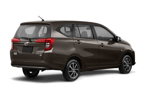 Toyota Avanza cho Mitsubishi Xpander ‘ngửi khói’