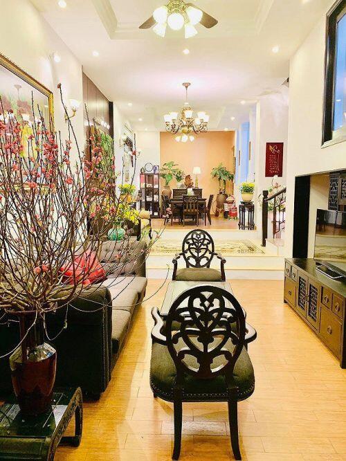 Biệt thự tiền tỷ của danh hài Thúy Nga giữa lùm xùm “ăn tiền trợ cấp“