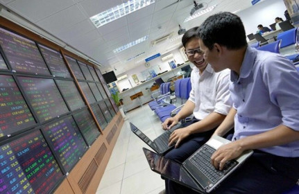 Giao dịch chứng khoán sáng 24/4: Thị trường quay đầu, HSG vẫn nóng “bỏng tay“