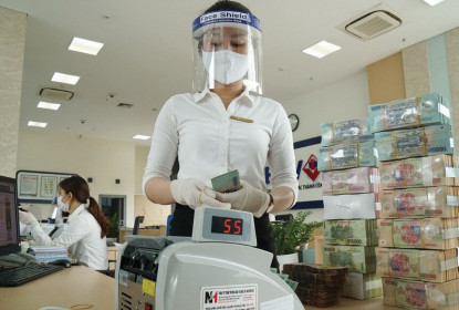 Ngân hàng thận trọng với những khoản giải ngân mới