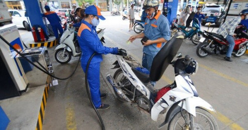 Tháng 4, cả nước nhập 1 triệu tấn xăng dầu