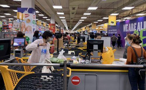 Trung tâm thương mại, siêu thị TP Hồ Chí Minh đông khách trong ngày nghỉ lễ 30/4